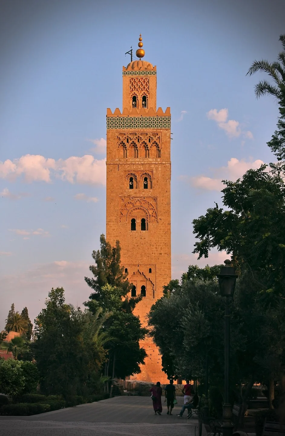 Jemaa el-Fnaa square and Koutoubia minaret in Marrakech at dusk in April